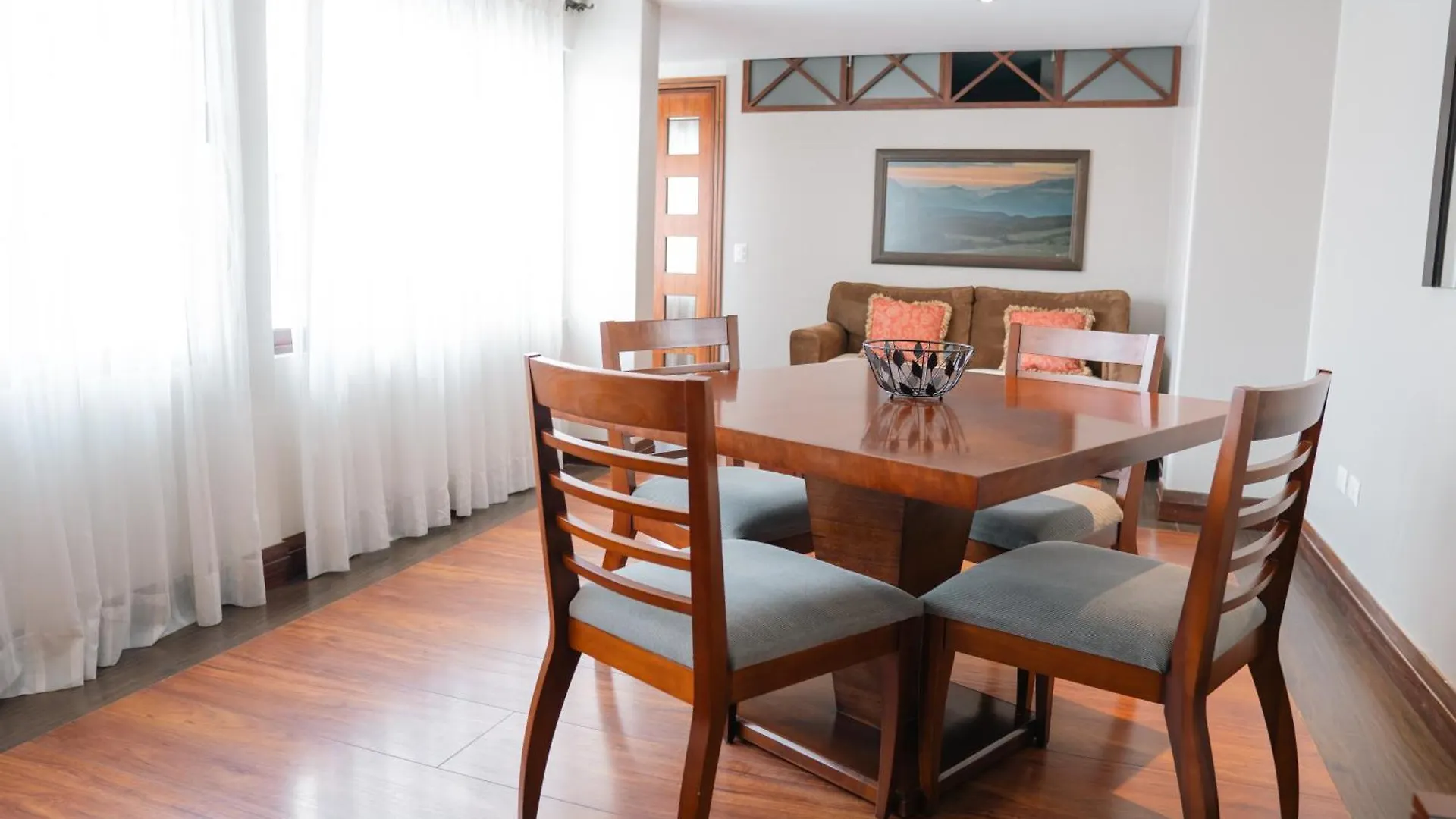 Parc Royale Suites Hotel Cuenca Ecuador