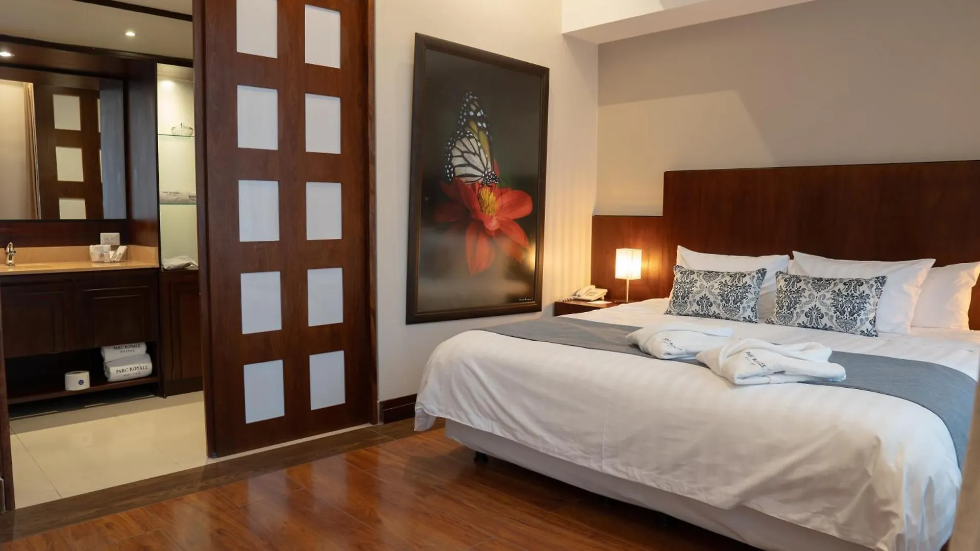 Parc Royale Suites Hotel Ecuador