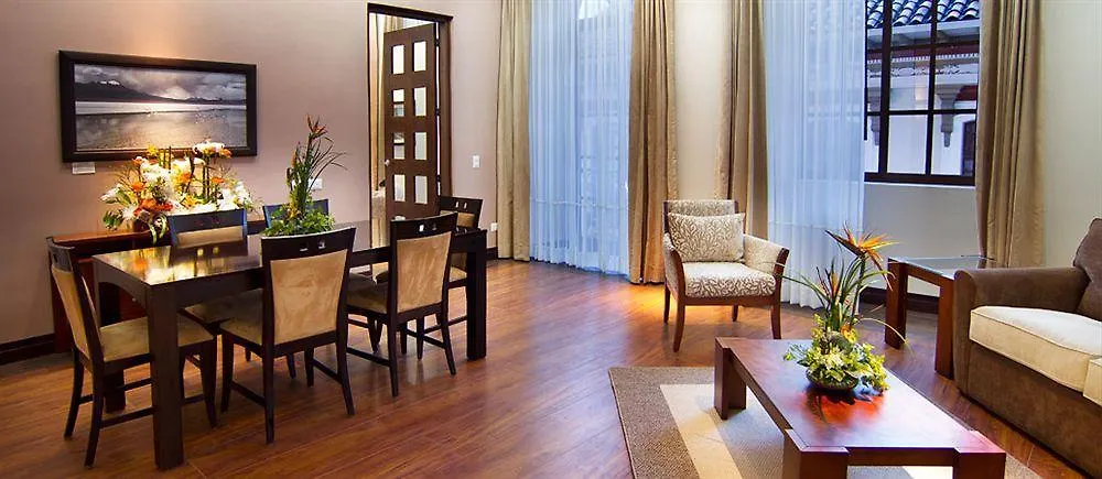 Parc Royale Suites Hotel